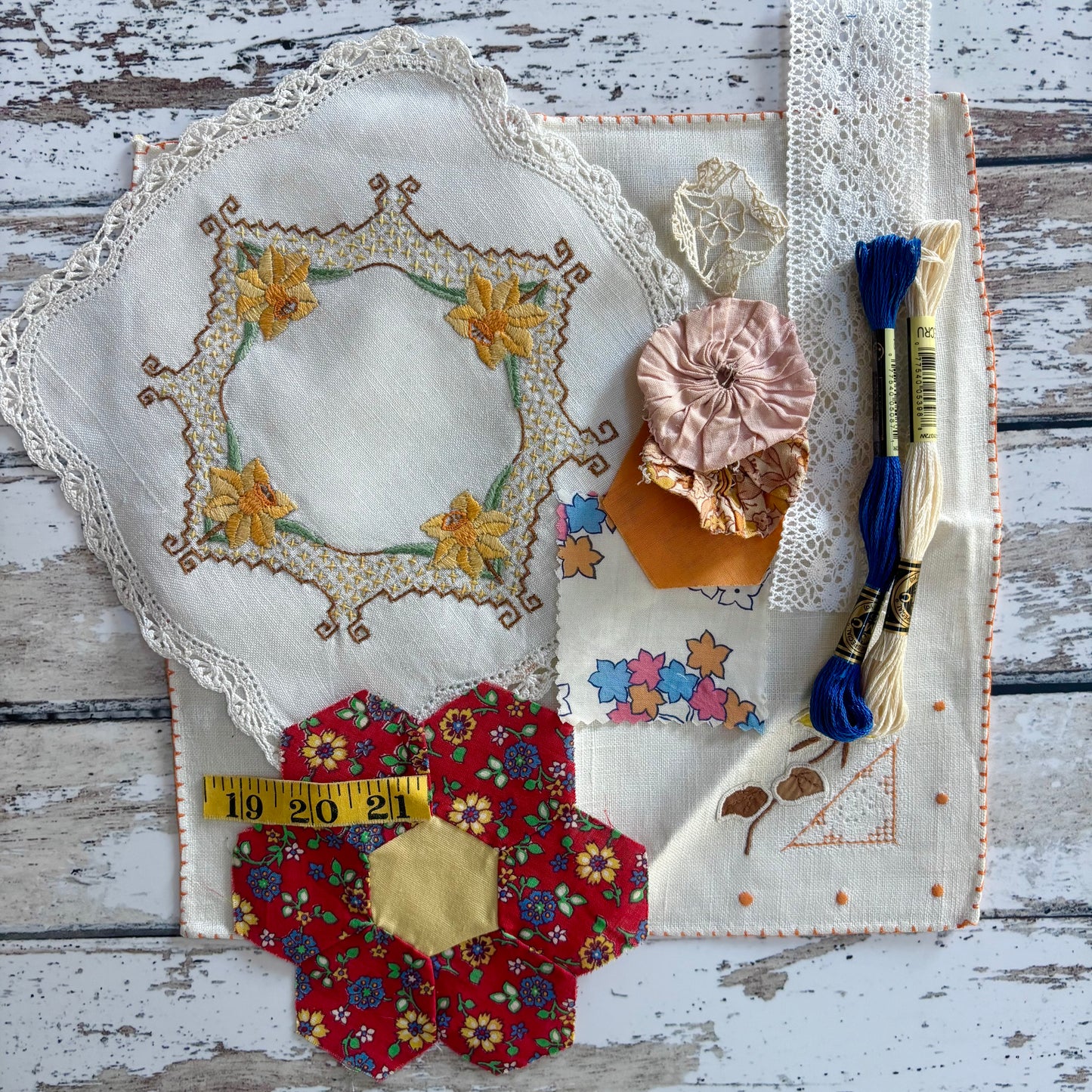 Vintage Textiles Lovers Bundle (L)