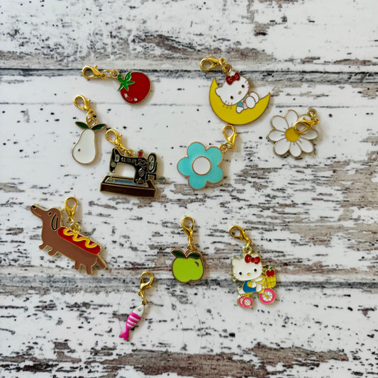 Hello Kitty on Trike Zipper Charm