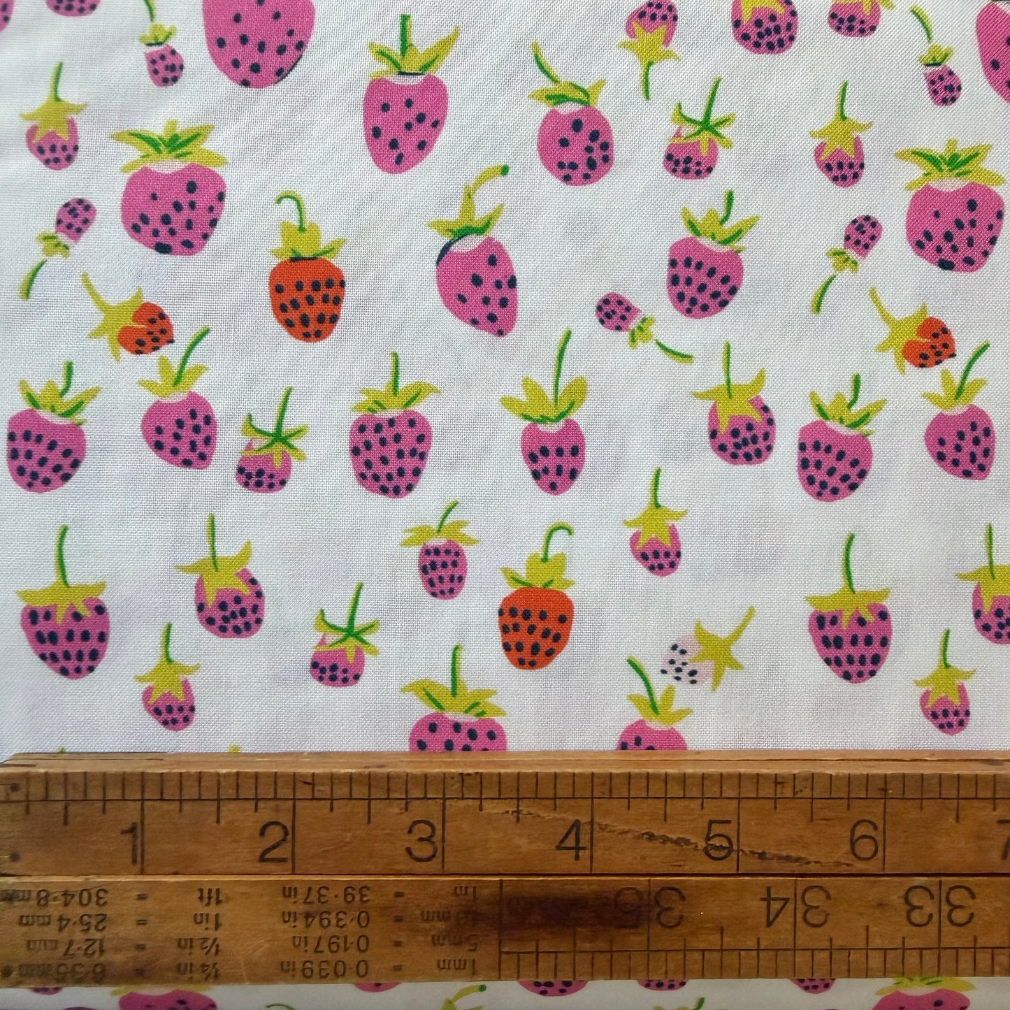 Heather Ross Favorites - Strawberries in Blush