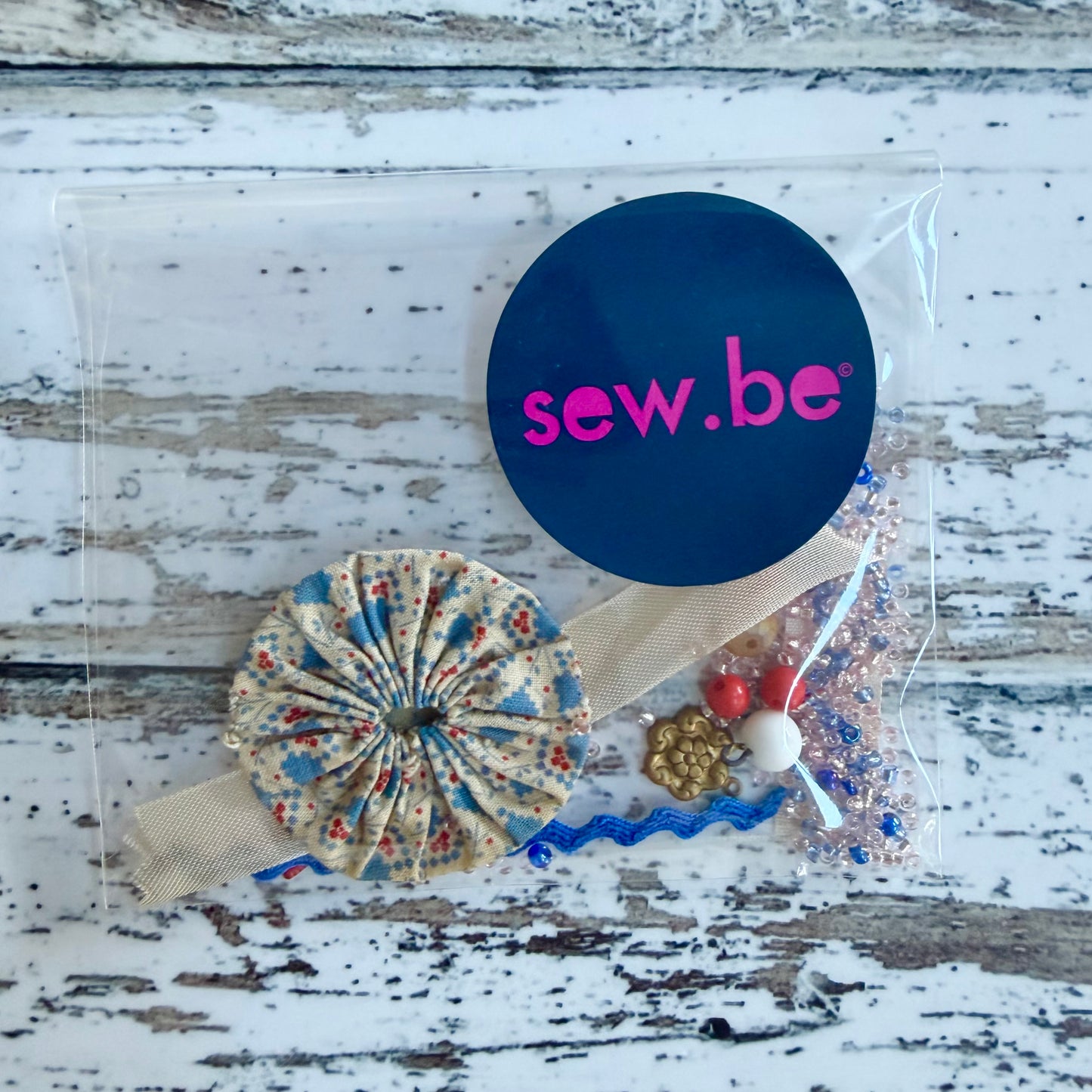 Vintage Zipper Charm Kit