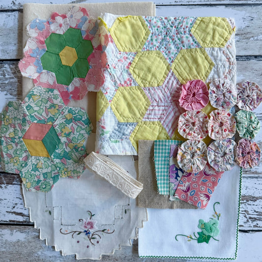 Vintage Needlebook Kit (H)