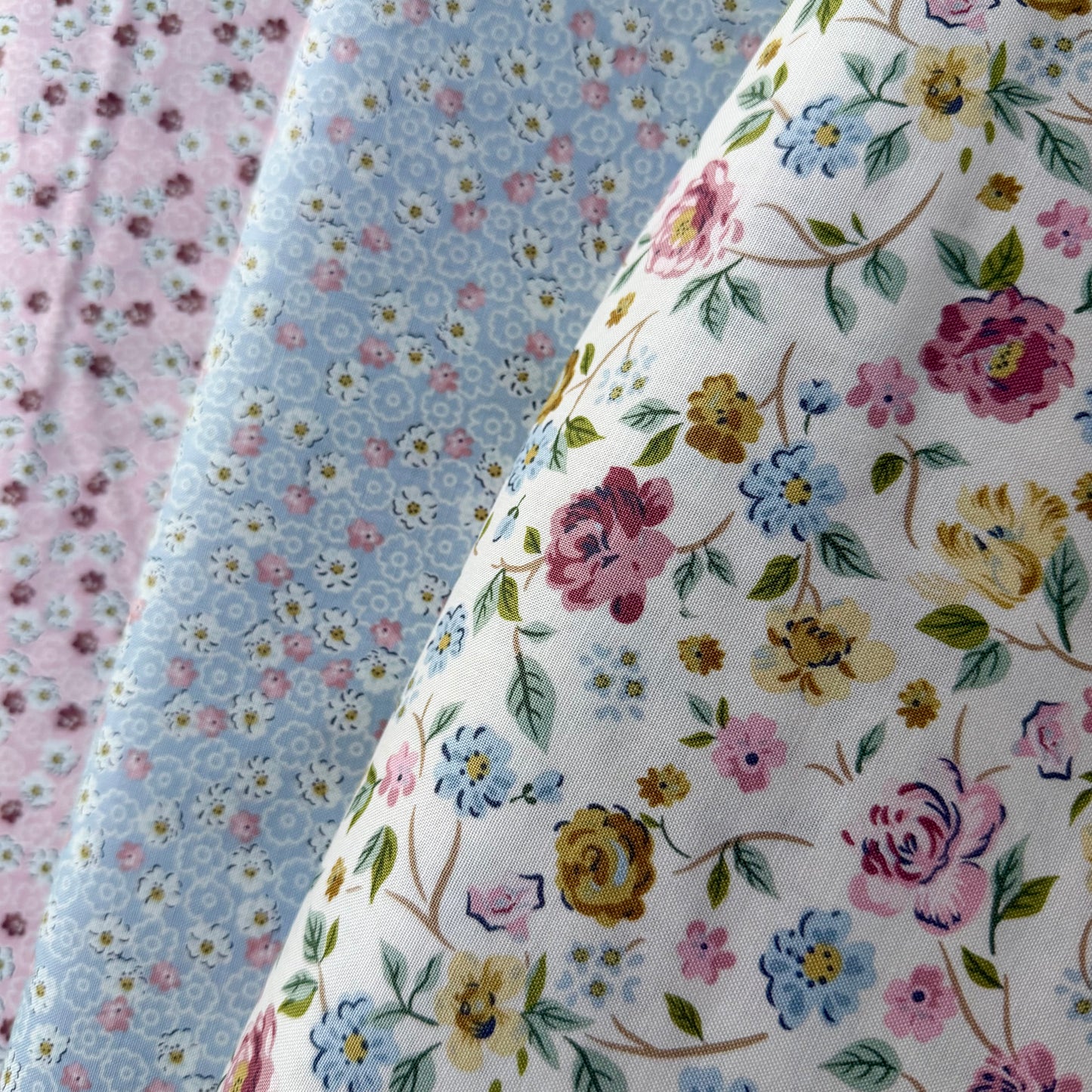 Rosewood Garden Stroll in Cream - Riley Blake