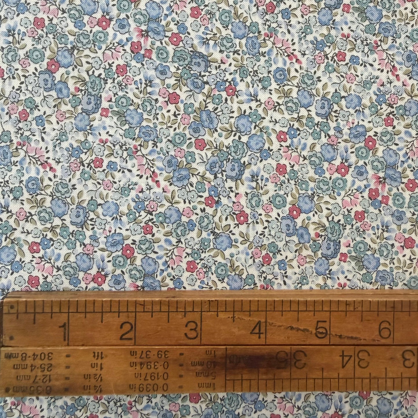Petit Fleur Rose Blue  - by Makower Uk for Andover