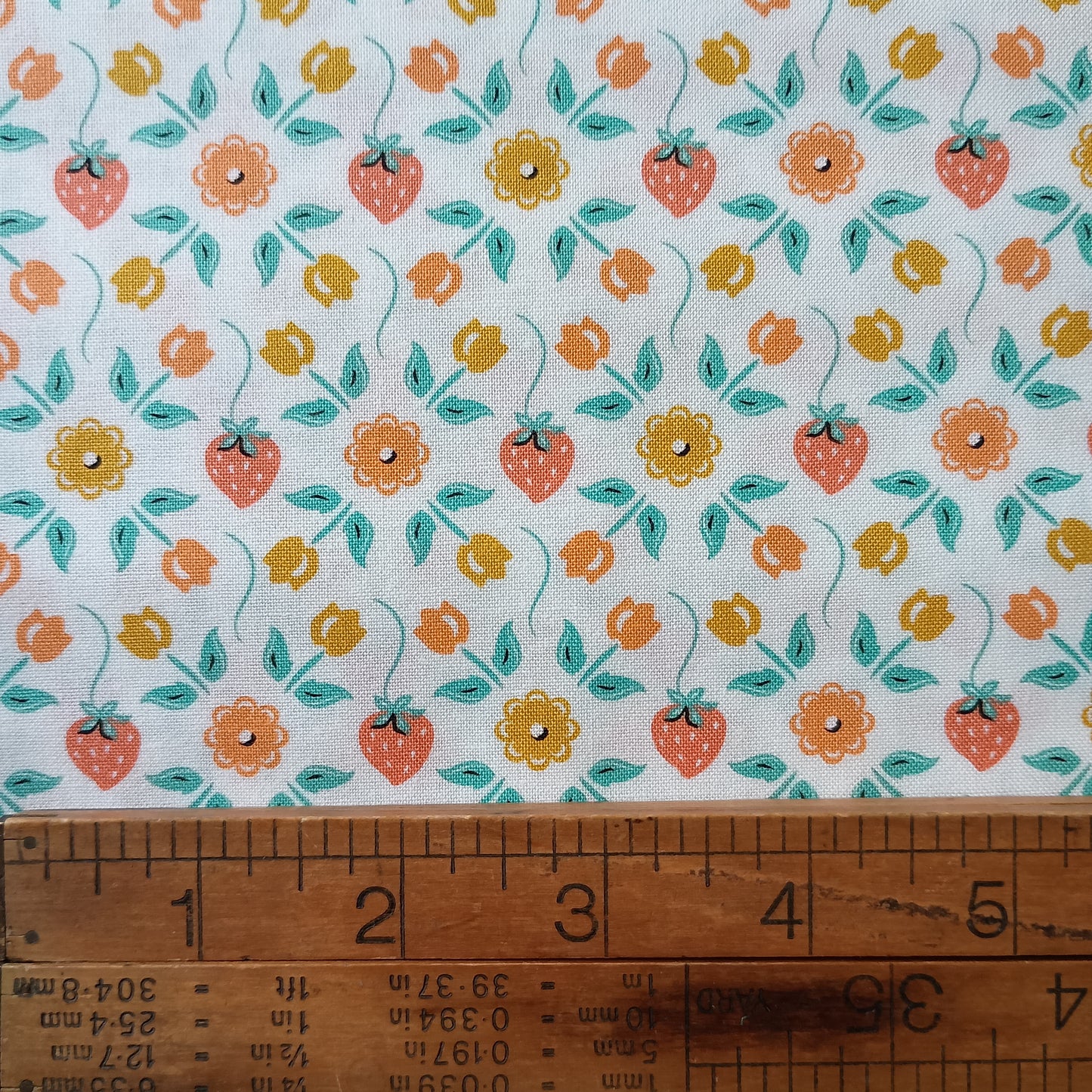 Granny’s Sewing Room - Granny’s Apron in Yellow