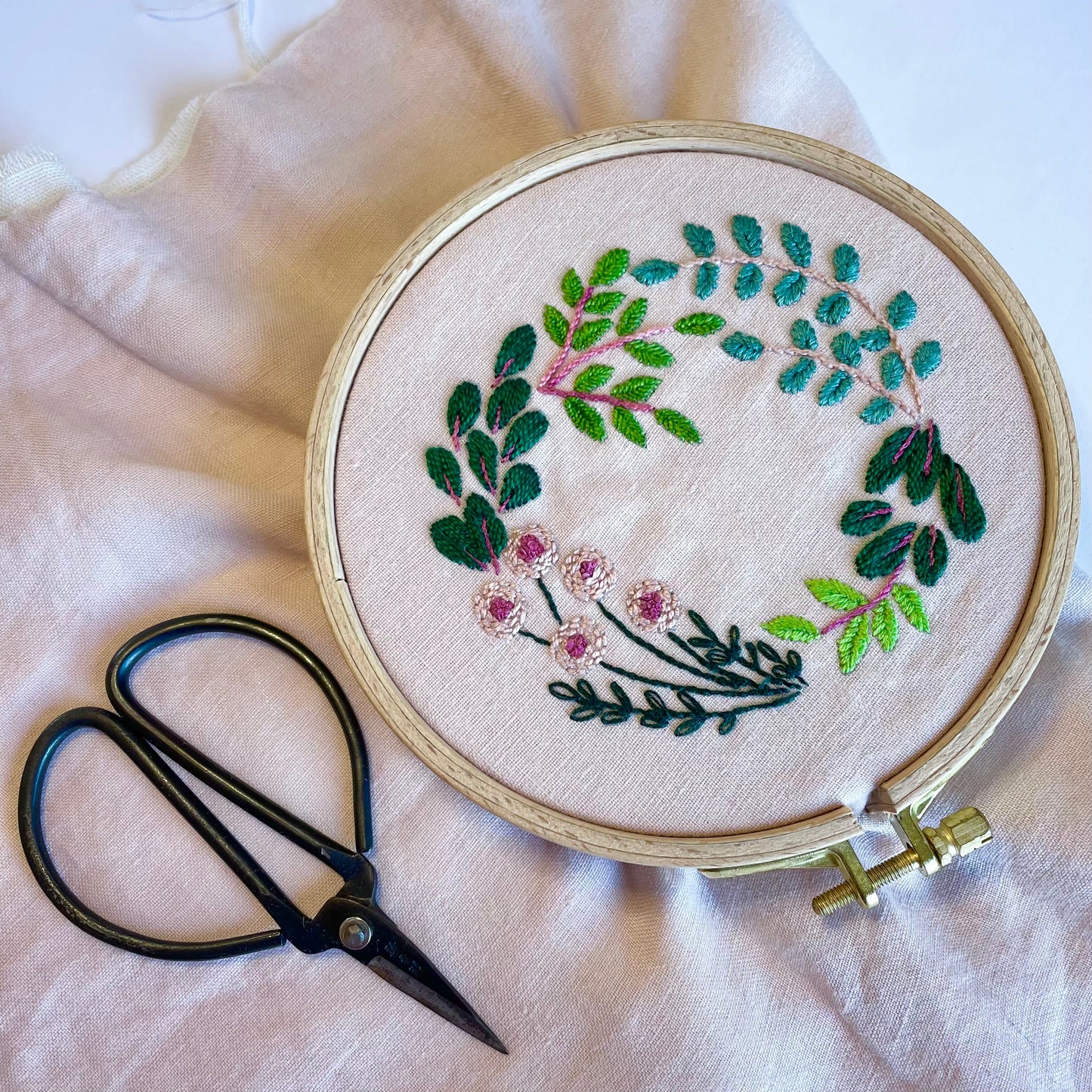 Nurge Embroidery Hoop No. 2 - 16mm